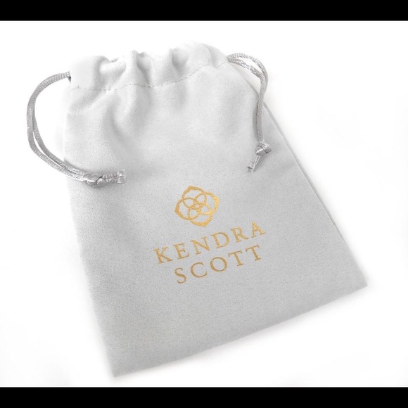 ‼️sold‼️Kendra Scott earrings - Picture 2 of 2